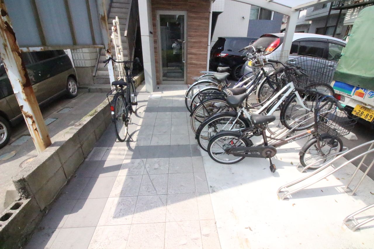 エントランスアプローチ